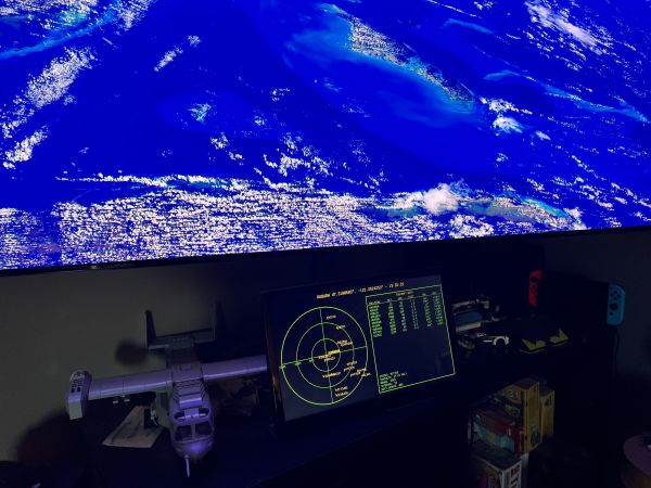 ADS-B Airplane Tracking #1726<br>4,032 x 3,024<br>Published 1 month ago